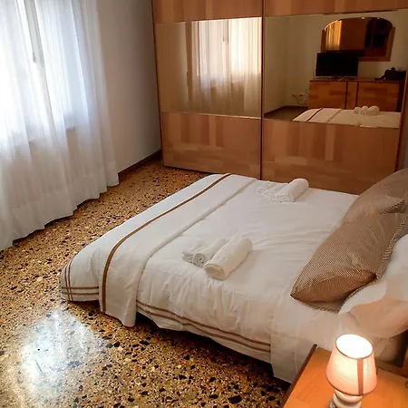 アパート I Like Venice *